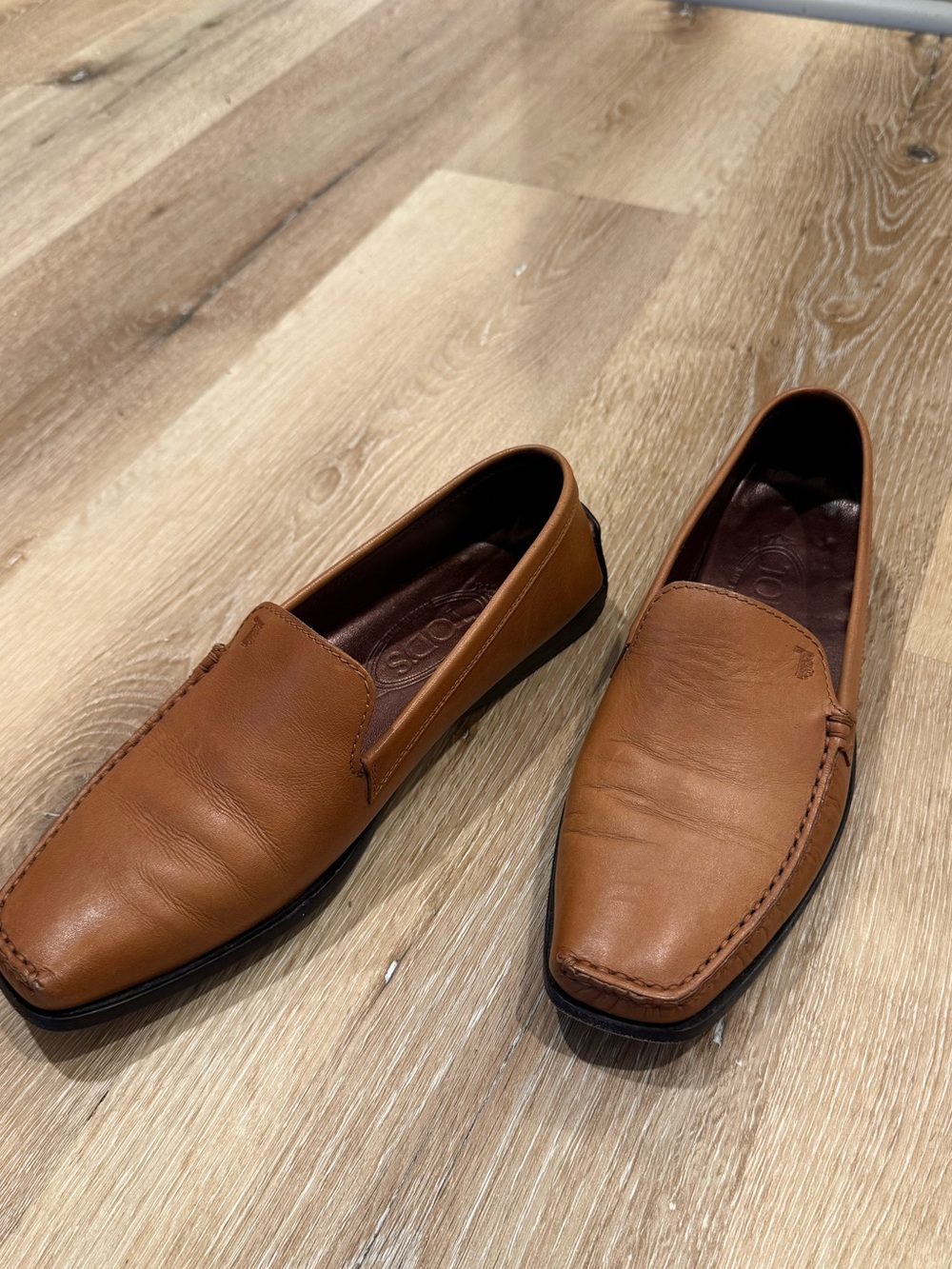 Tods women’s  pantofola Cognac Leather Slip-On driving loafers size 38